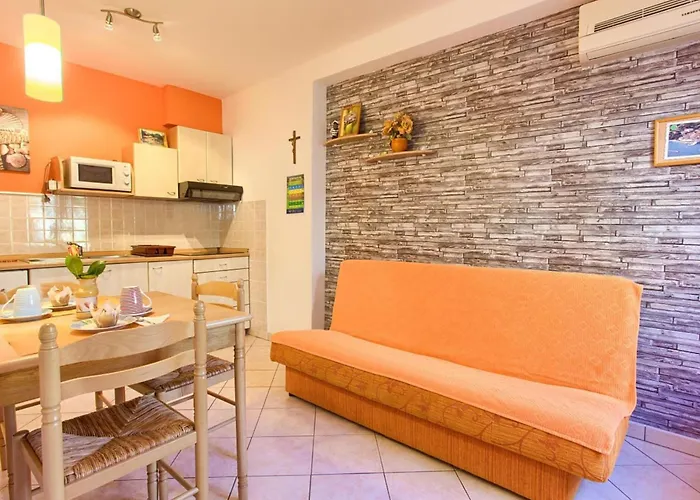 Appartamento Elegant Krk Hideaway With Terrace - One Bedroom With Terrace Krk Town