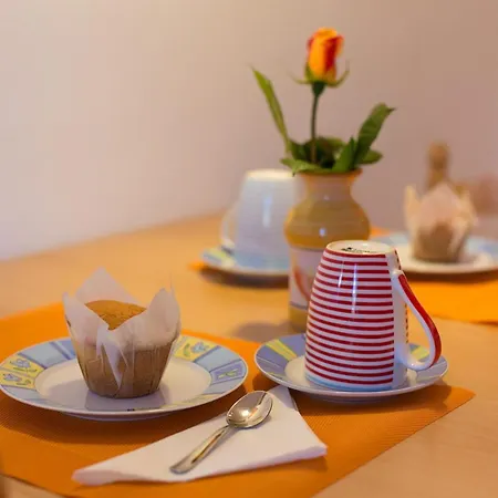 Daire Elegant Krk Hideaway With Terrace - One Bedroom With Terrace *